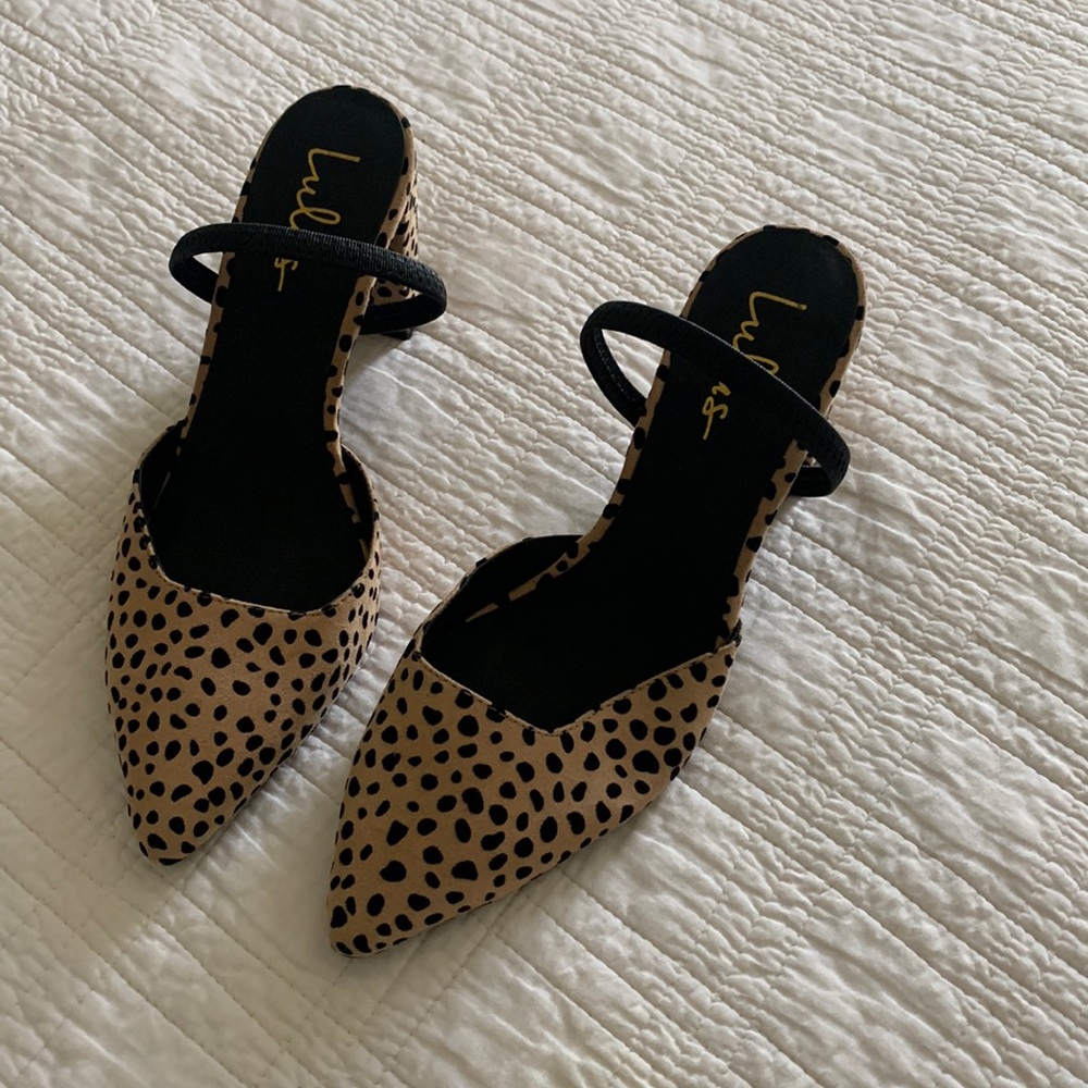 Lulu's Tan Leopard Print Pointed Toe Heels